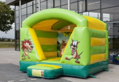 wholesale small jungle theme Inflatable moonwalks suppliers